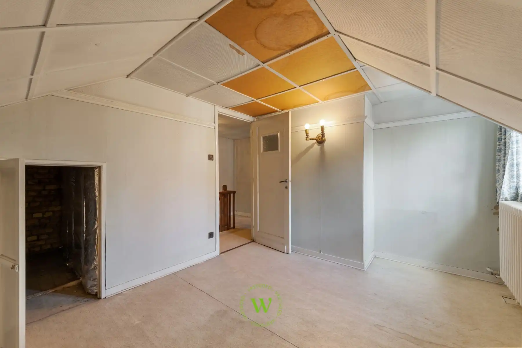 Verrassende en charmante halfopen bebouwing te Assebroek. foto 21