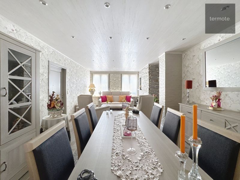 rijwoning met garage foto 7