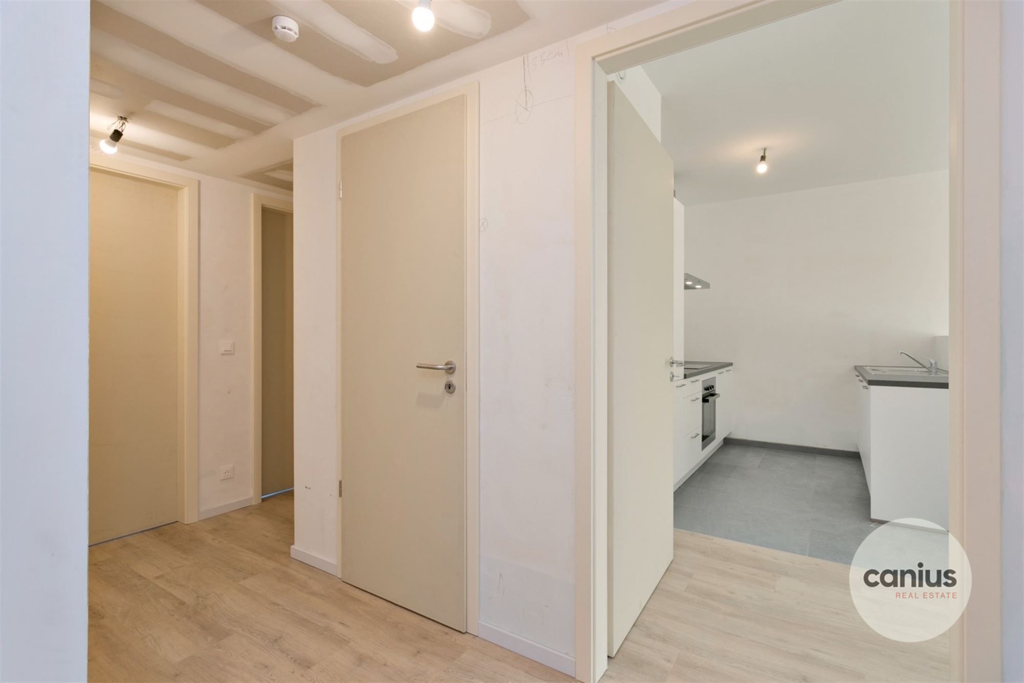 PRACHTIG APPARTEMENT MET TWEE SLAAPKAMERS foto 3