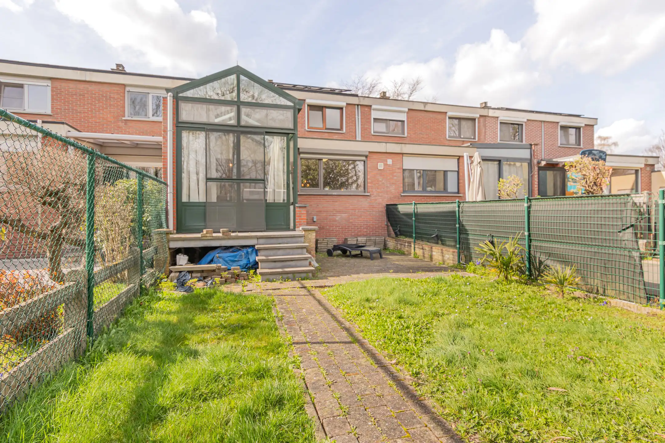 Gezellige gezinswoning in rustige wijk met uitweg  foto 16