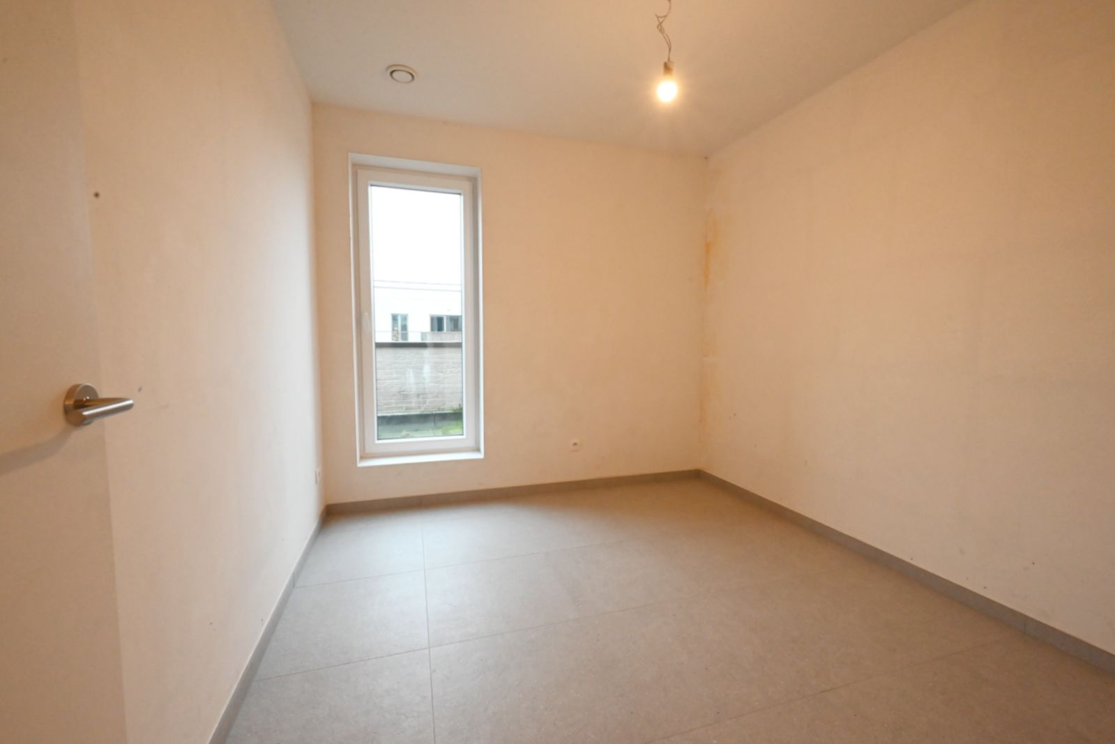 Nieuwbouwappartement te huur in het hartje van Ardooie! foto 9