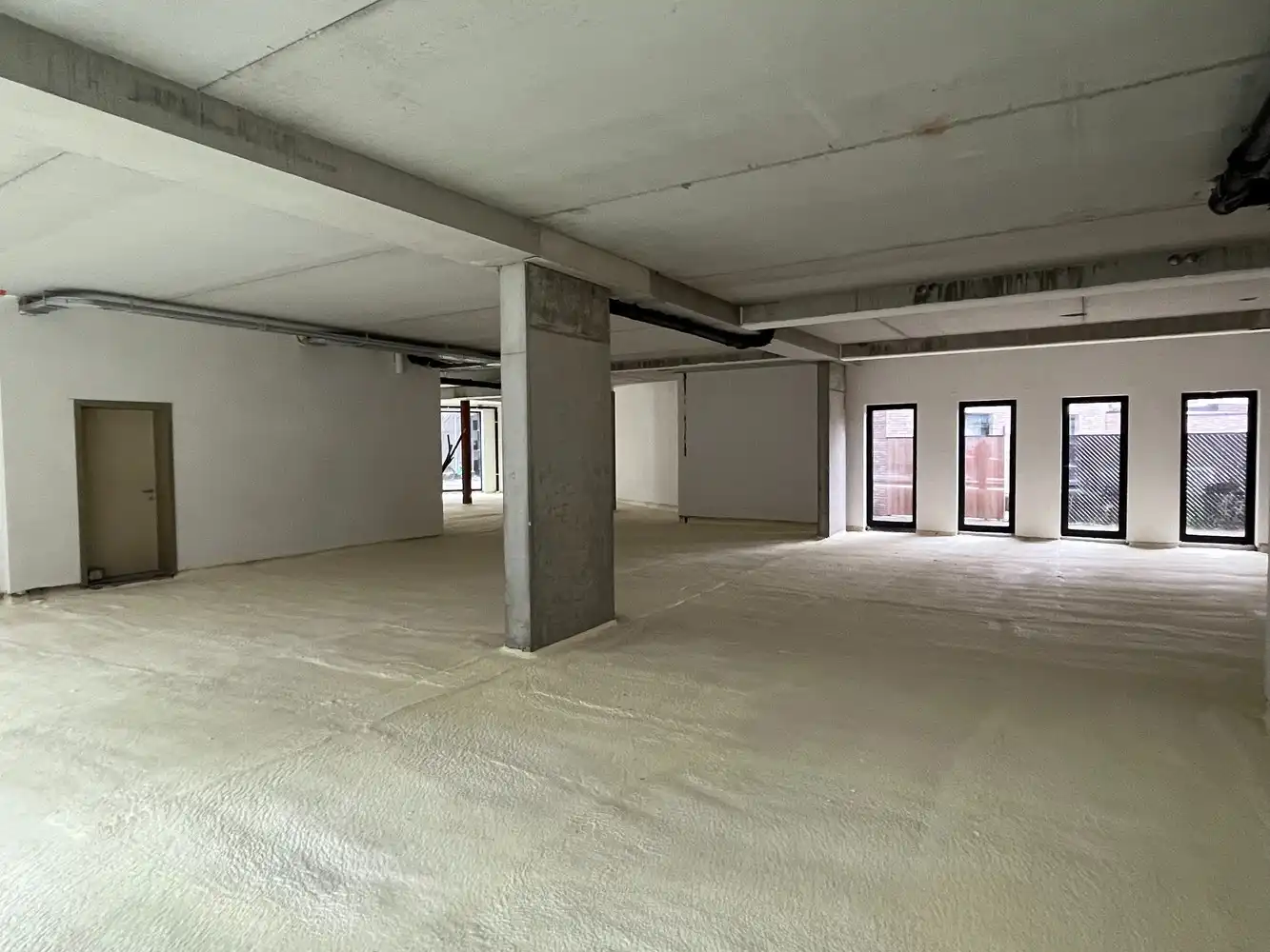 196m² Handelsgelijkvloers foto 5