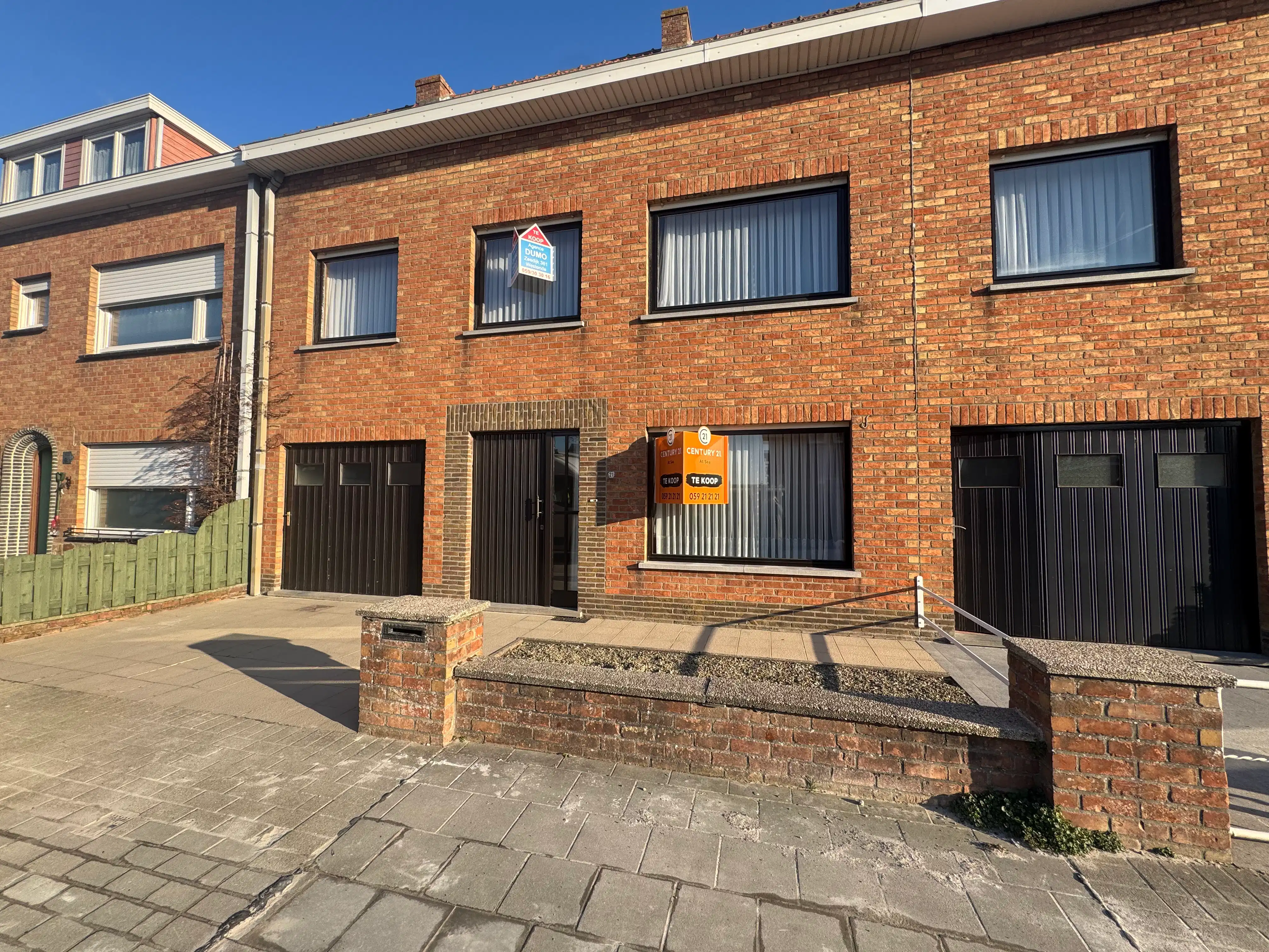 Ruime gezinswoning met 4 slaapkamers in rustige woonomgeving foto {{pictureIndex}}