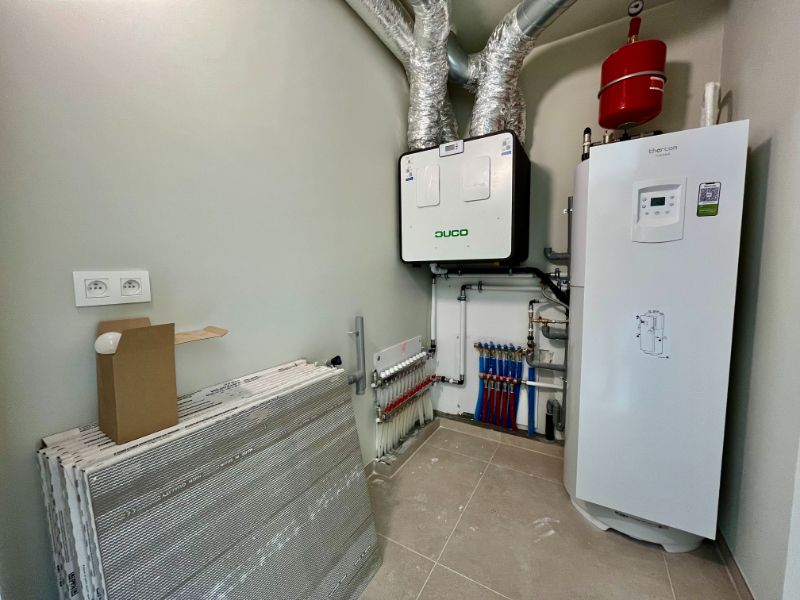 APPARTEMENT MET 2 SLAAPKAMERS, 2 BADKAMERS EN ONDERGRONDSE AUTOSTAANPLAATS TE HUUR IN SLEIDINGE foto 17