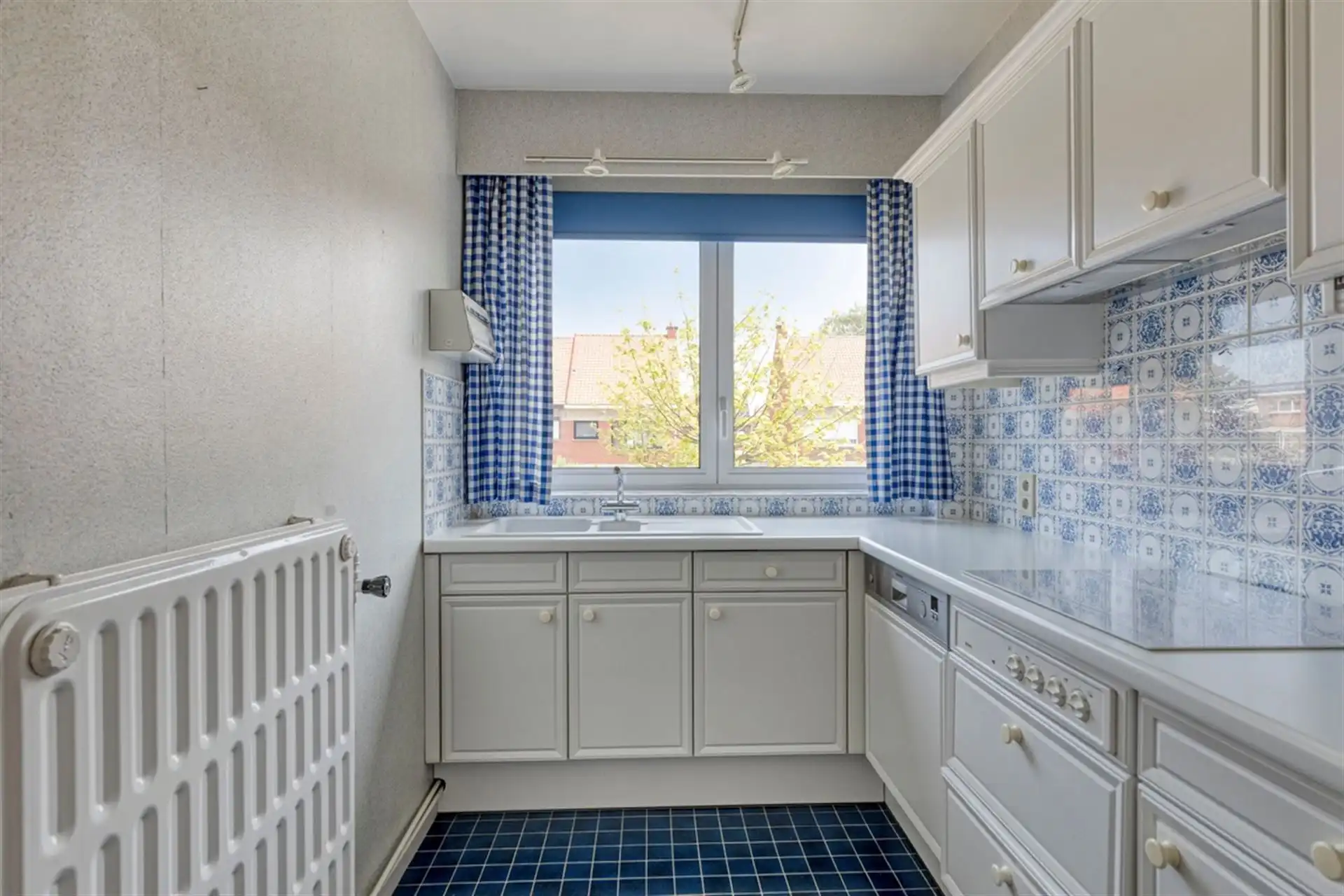 Ruime, instapklare woning met 4 slpks en lage EPC score! foto 8