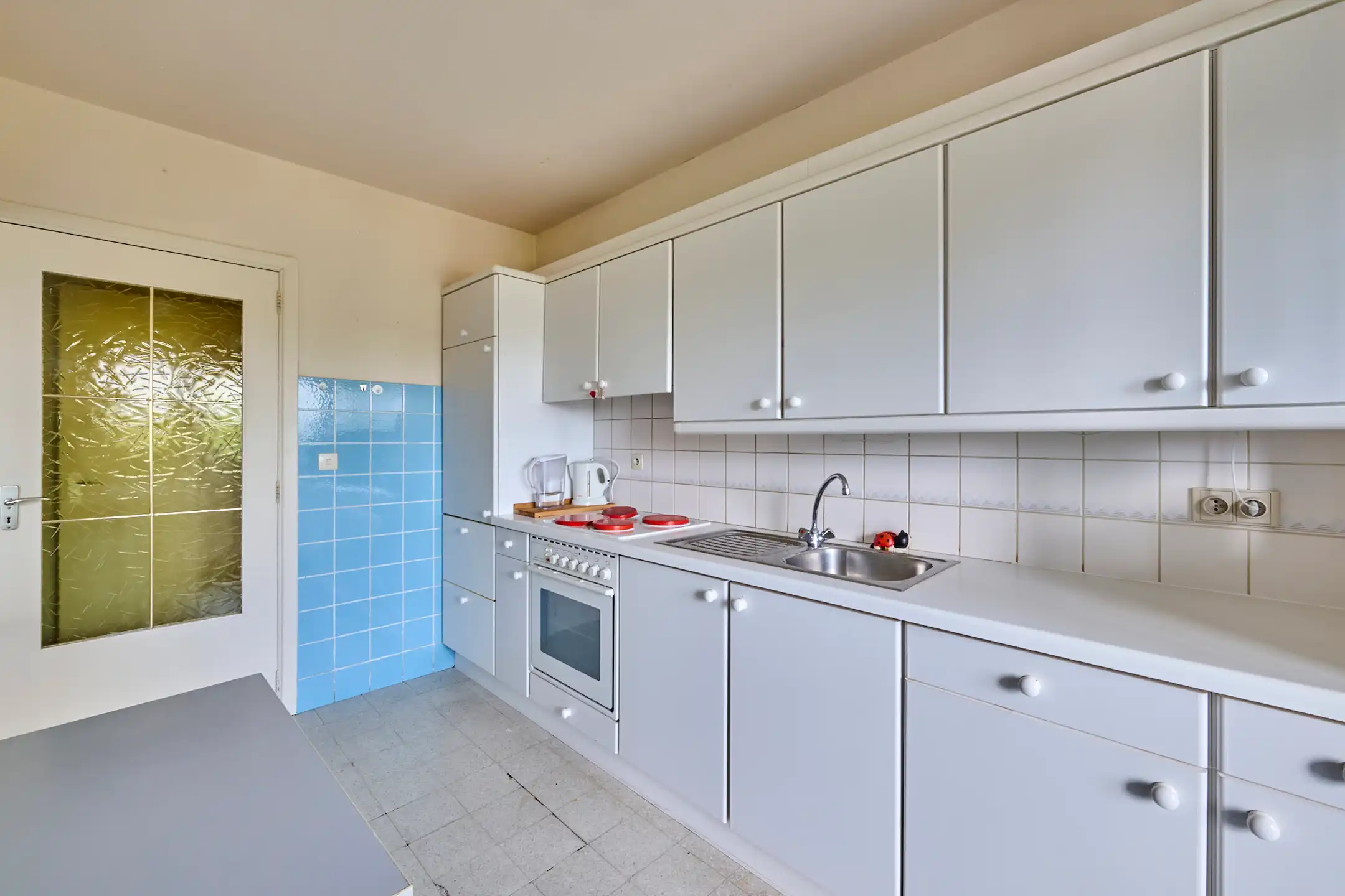 Ruim 3slpk appartement + kelderberging en garagebox foto 6