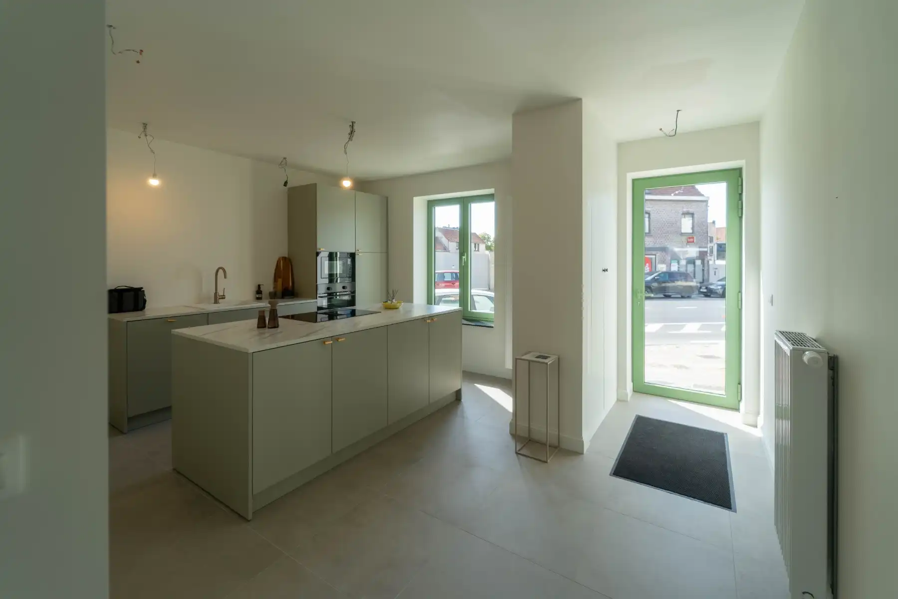 Ruime woning met 4 slpk's en tuin foto 17