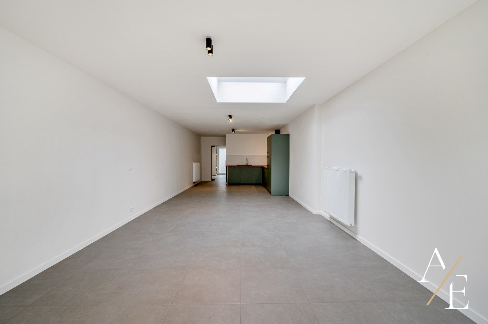 Totaal gerenoveerde energiezuinige woning met 3 slaapkamers en tuin foto 5