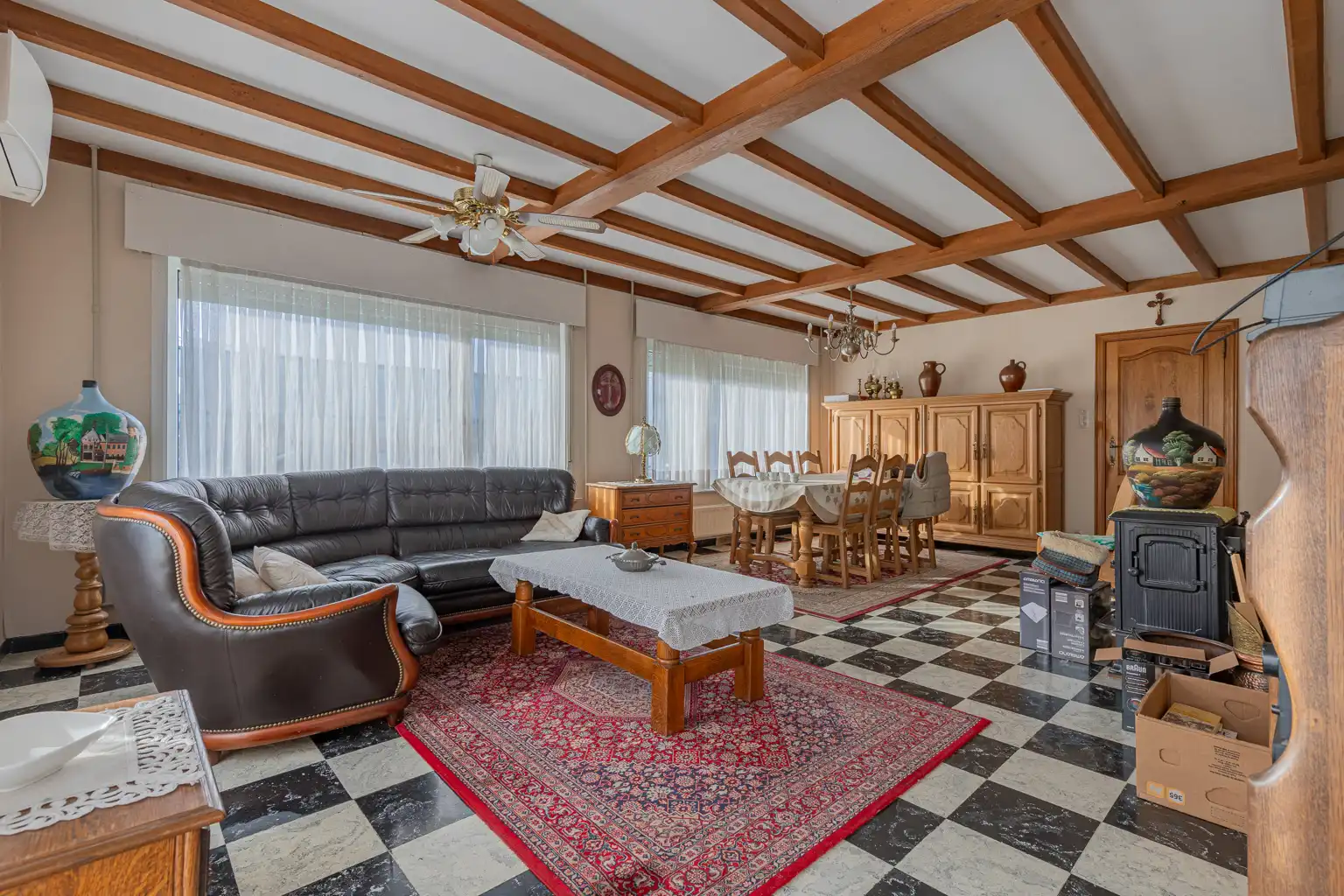 Ruime gezinswoning met 3 slpks! foto 3