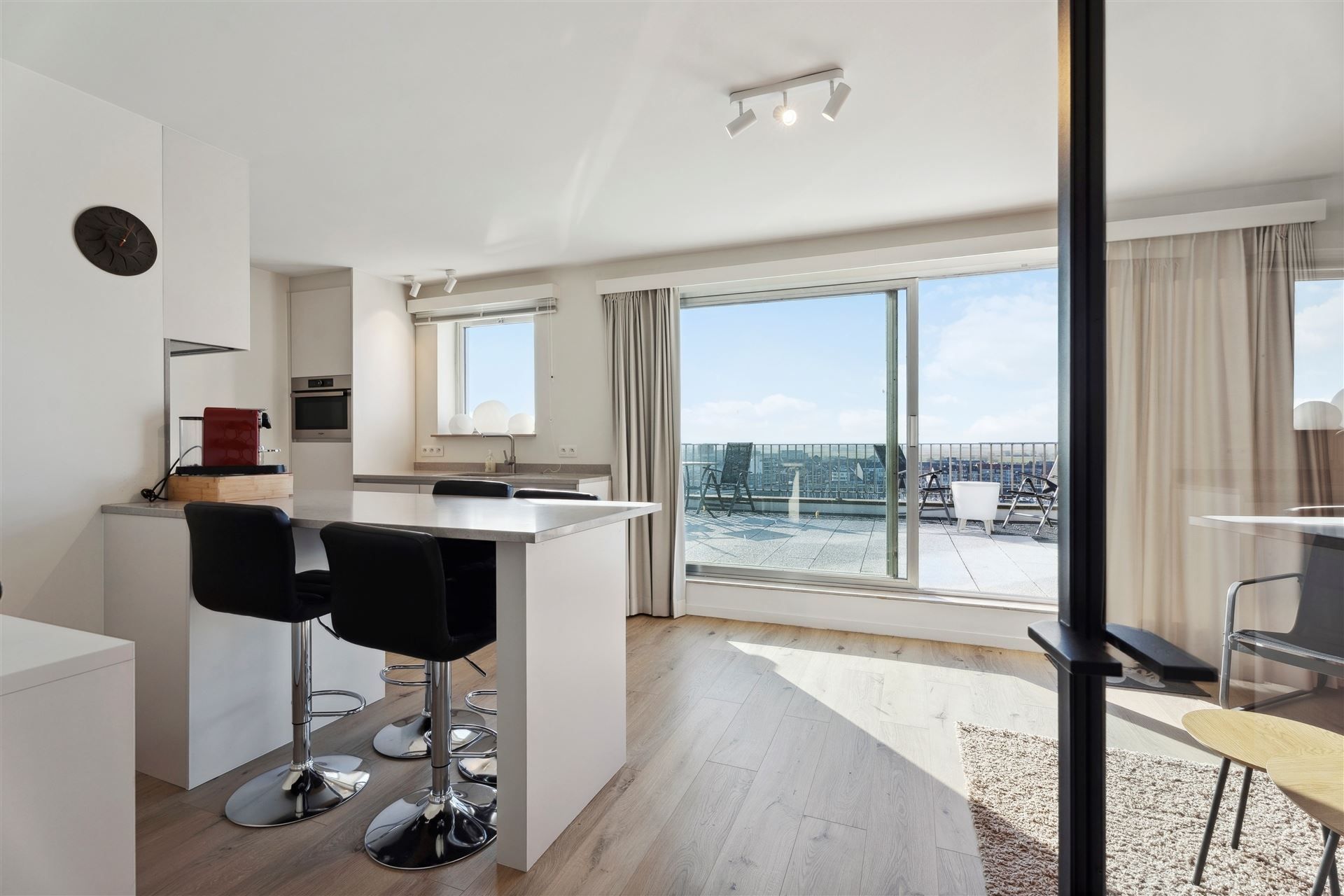 Hoofdfoto van de publicatie: PENTHOUSE / JACHTHAVEN 