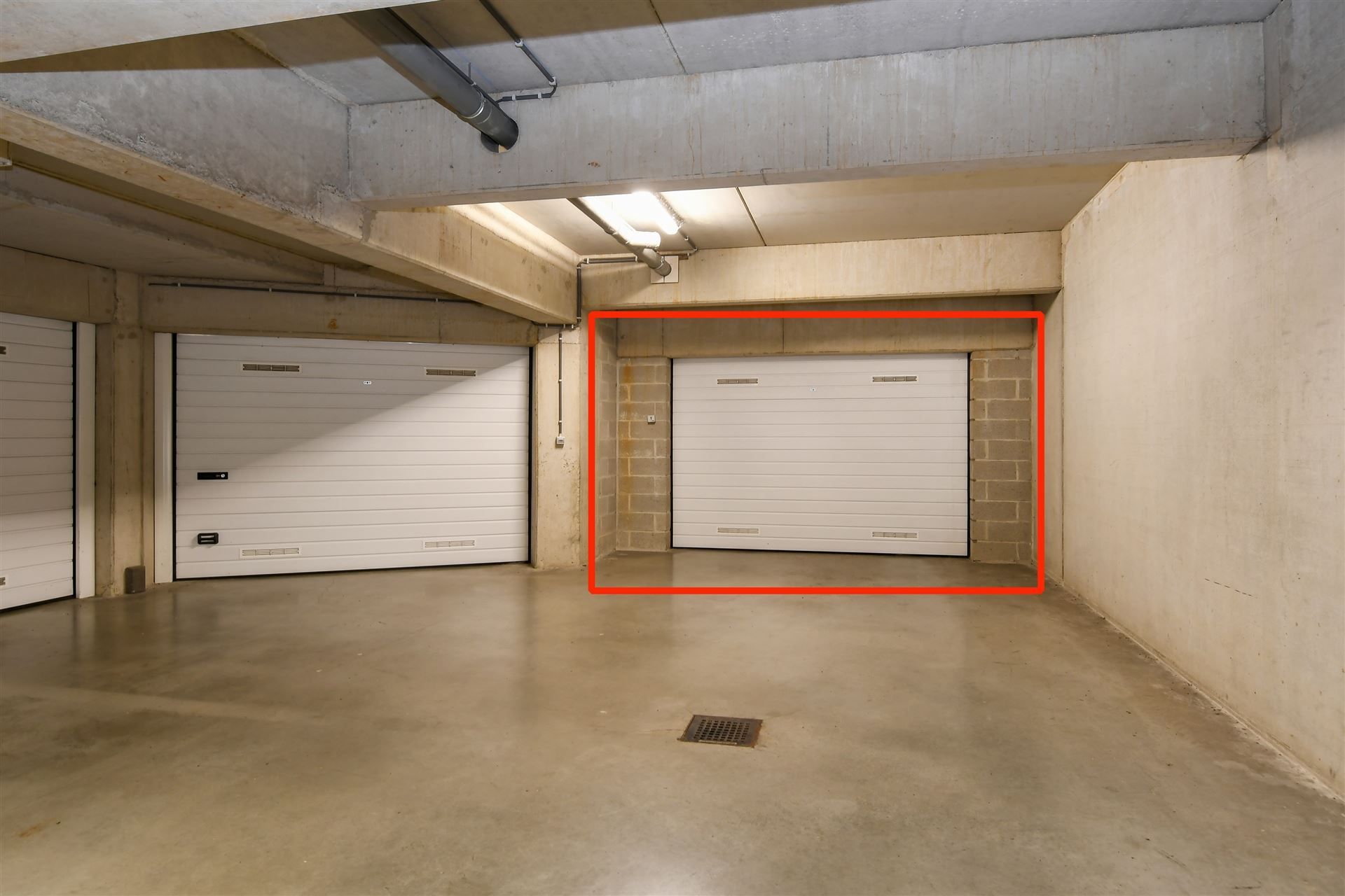 Luxueus en instapklaar appartement met 3 terrassen en ondergrondse garagebox in residentie “Leemhoek III” te Maaseik. foto 51