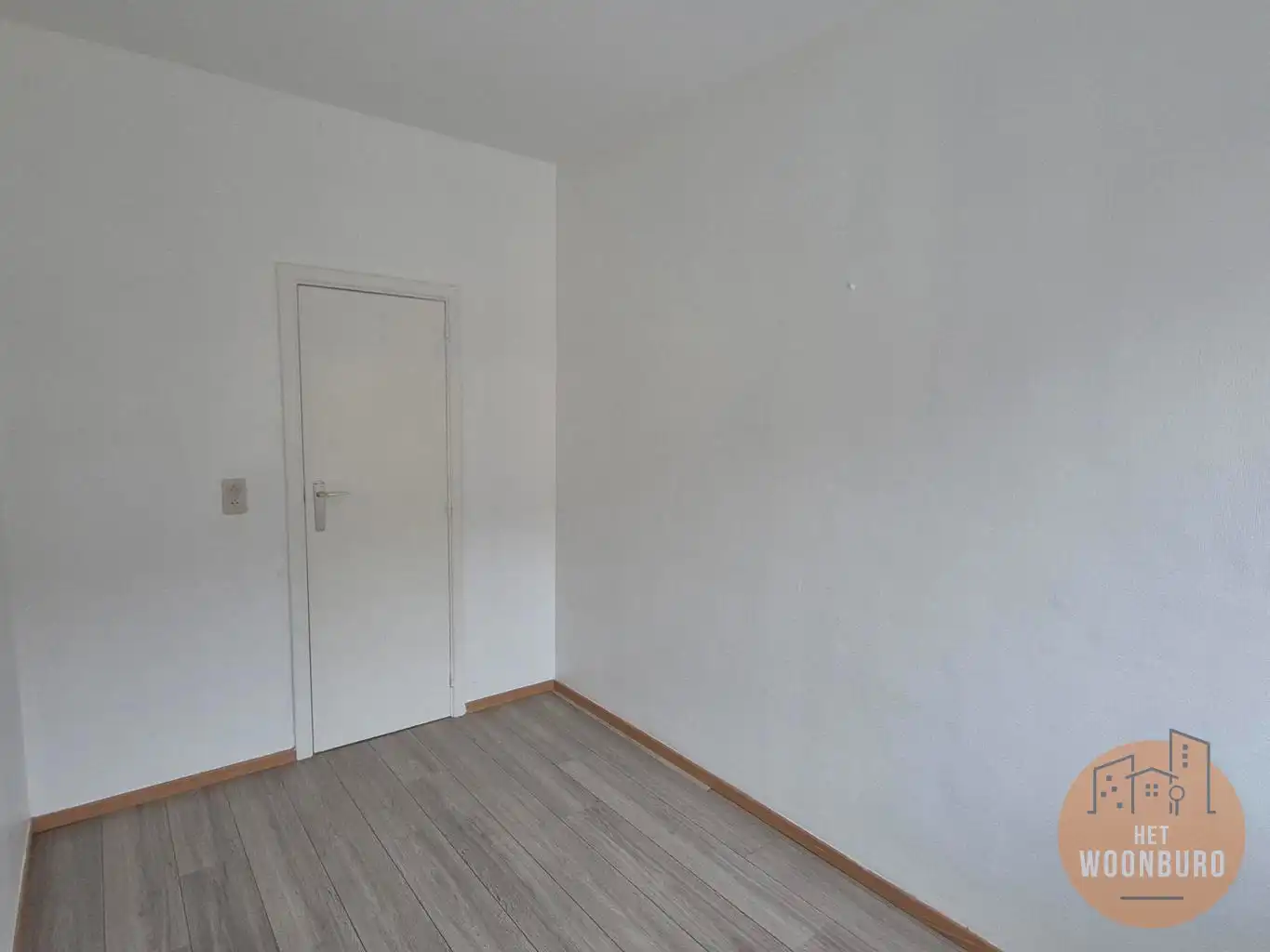 Appt. 1e Verd. met tuin, garage en kelder foto 15