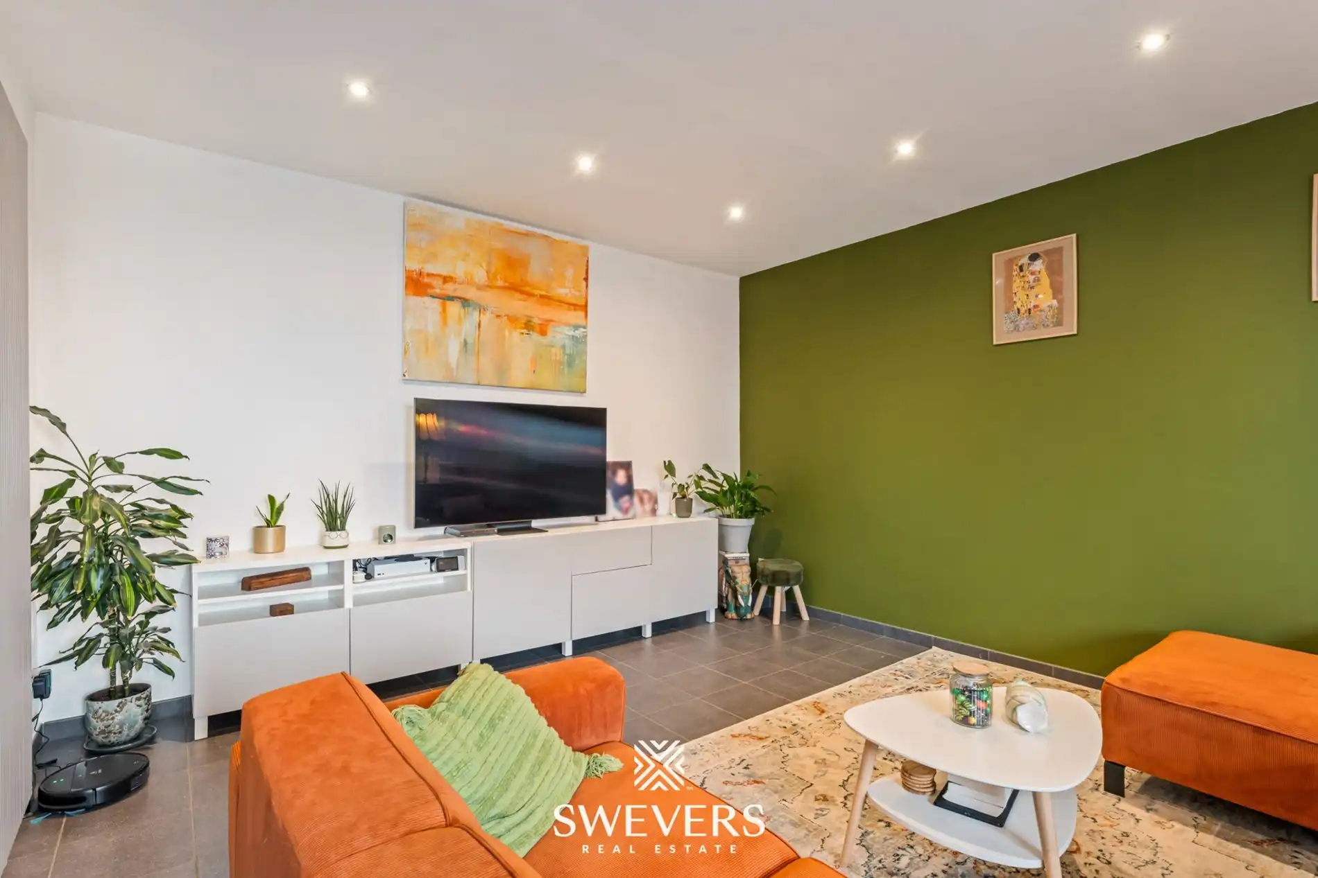 Ruim appartement met dubbele garage en groot terras vlakbij het centrum van Heusden foto 5