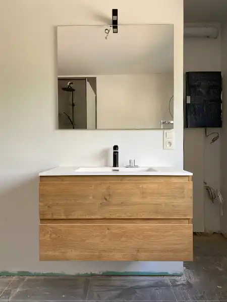 --- NIEUW --- Volledig vernieuwd (89m²) appartement met 2 grote slaapkamers, een&nbsp;terras en een gedeelde autostaanplaats. foto 7