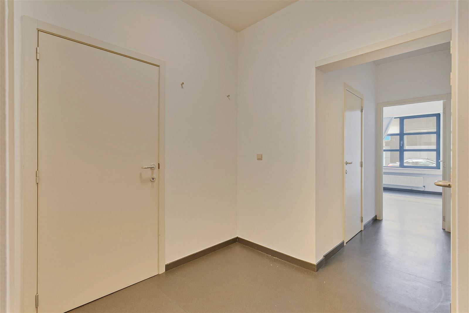 Gelijkvloers appartement met 2 slaapkamers op het Zuid met terras. foto 8