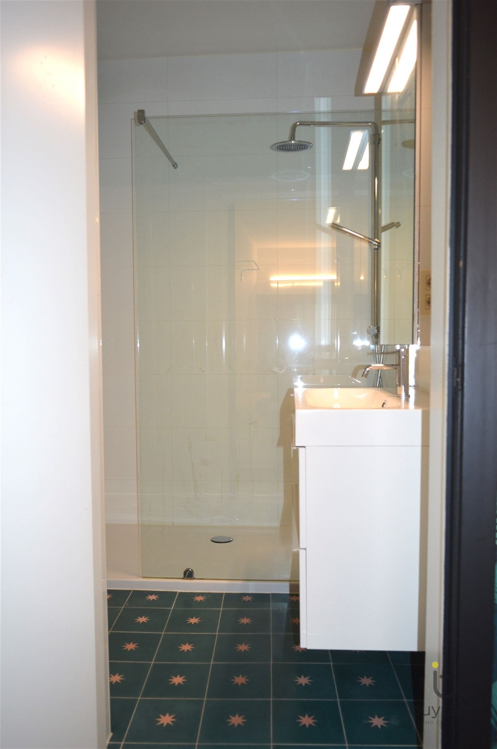 Toffe gemeubelde studio op prachtige locatie! foto 14