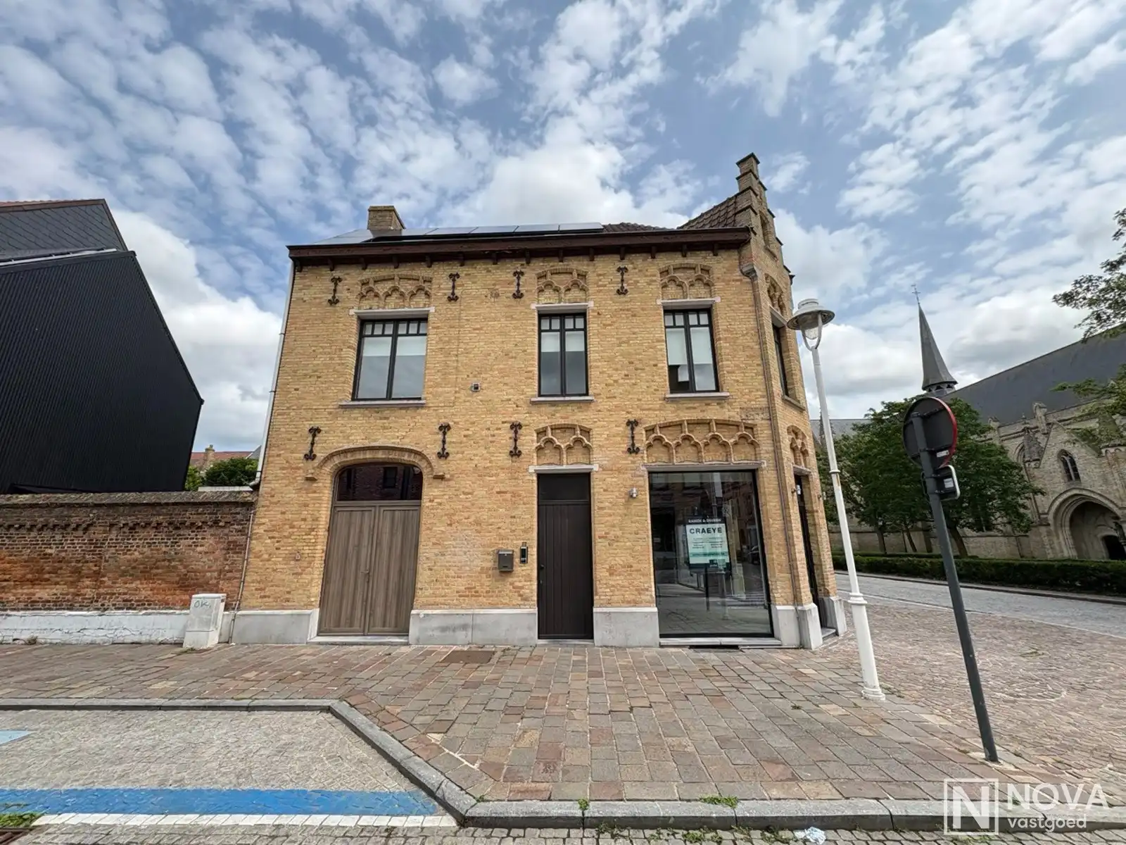 Ruim en lichtrijk duplex-appartement aan de kerk foto 2