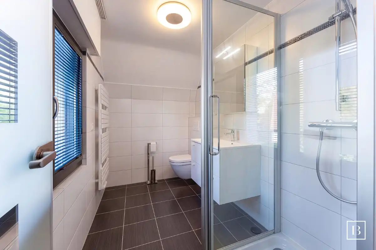 Mooi afgewerkte woning met leuke tuin in de Concessie foto 19