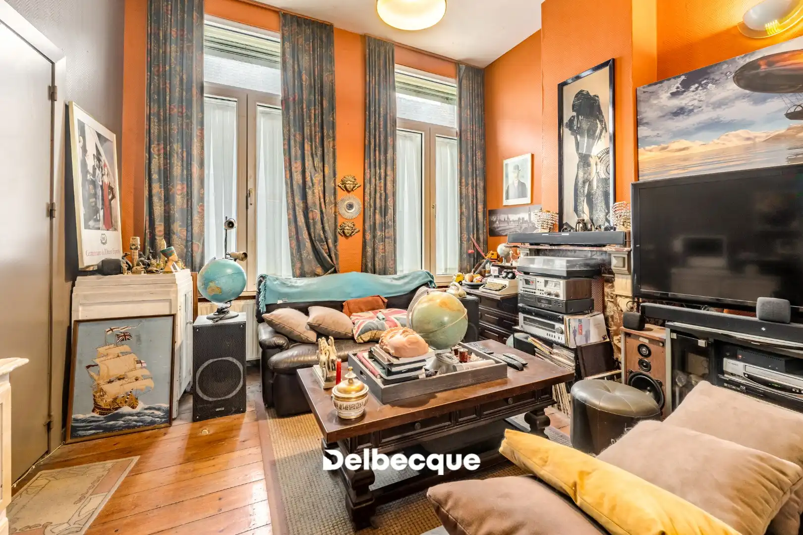 Kleinschalig / autonoom gebouw in hartje Brugge bestaande uit 2 appartementen foto 2