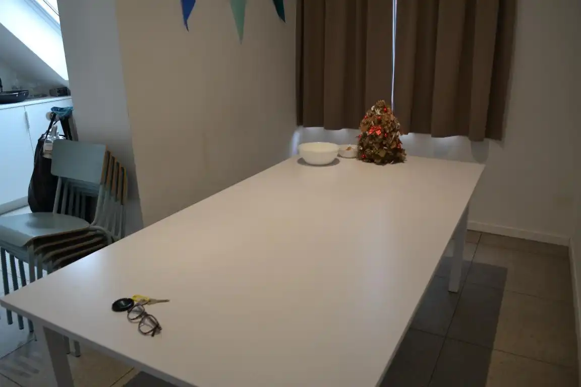 Volledig gerenoveerde studentenkamer foto 15