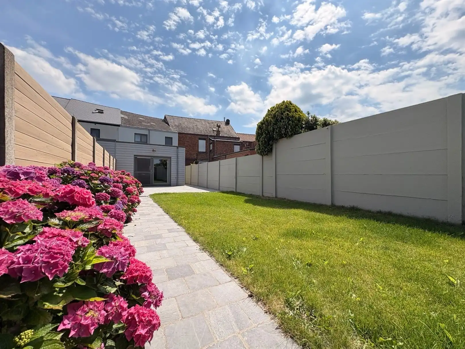 Te huur Ruime, volledig gerenoveerde woning in het landelijke Appels foto 30
