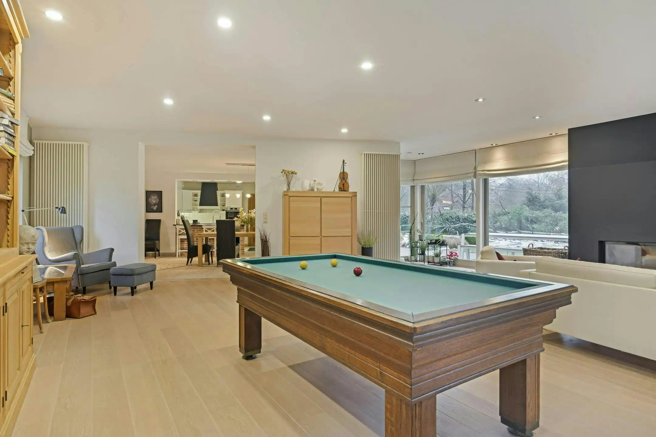 Prachtige villa op toplocatie in Bierghes. foto 4