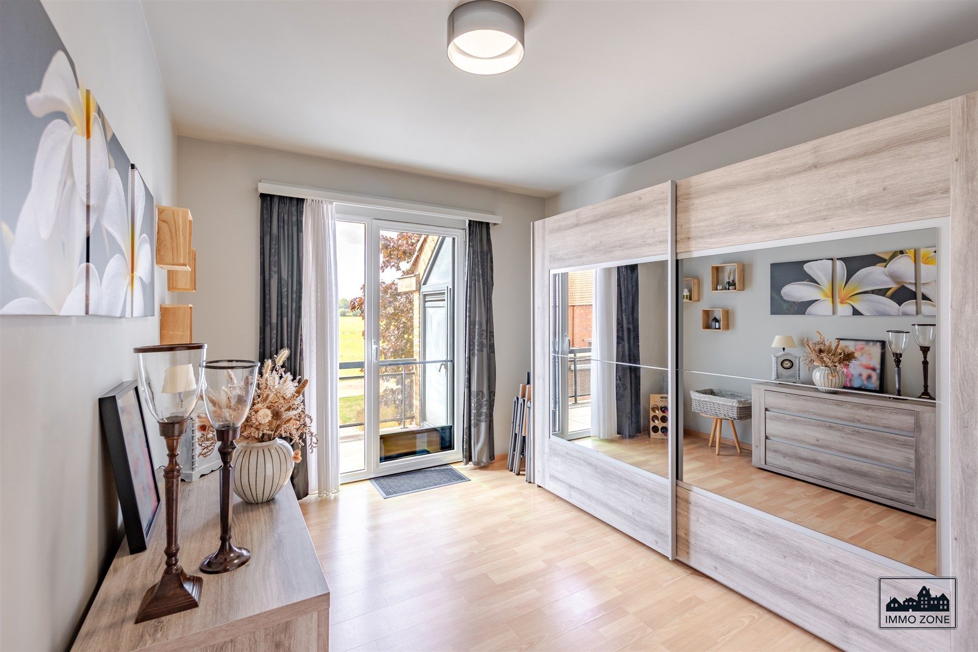 3-slaapkamer appartement met garage en mooi uitzicht foto 8