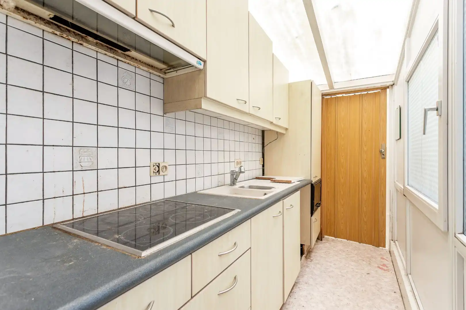 Handelshuis én appartement centrum Halle foto 21