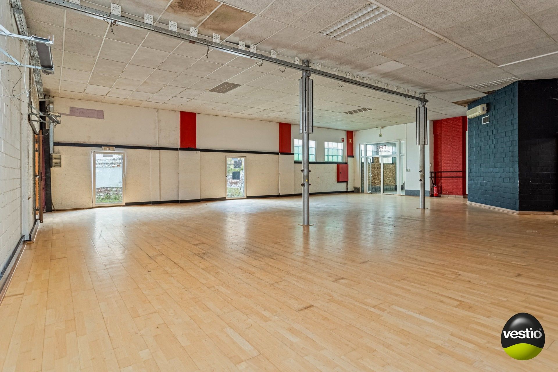 POLYVALENT KANTOORGEBOUW IN SINT-TRUIDEN foto 7