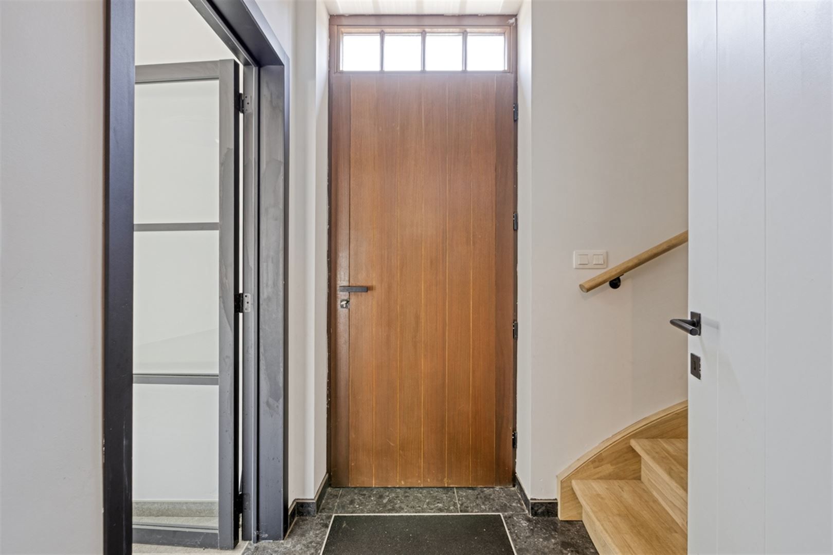 TE KOOP: Halfopen nieuwbouwwoning te Leopoldsburg! foto 3