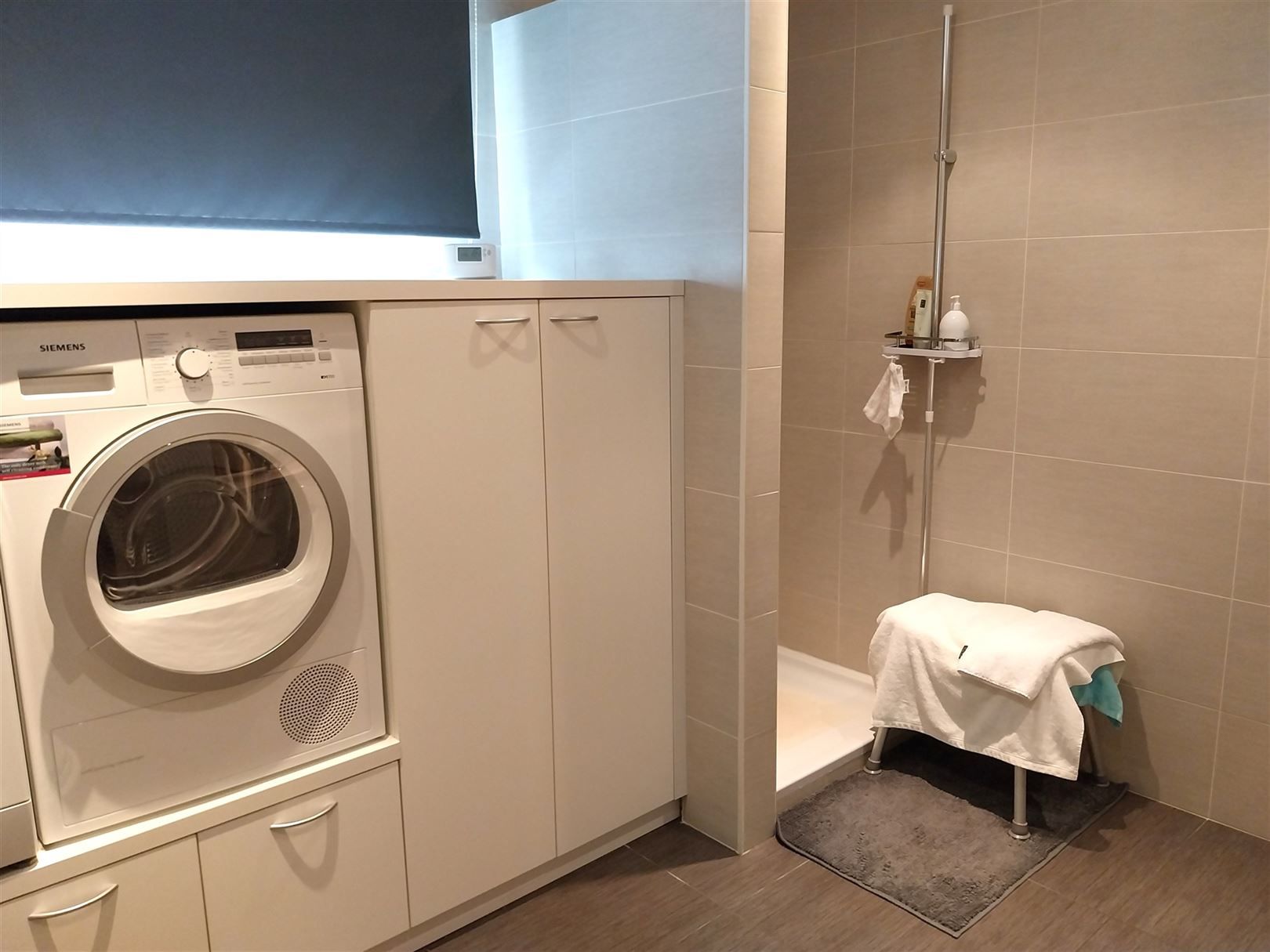 TE HUUR: Vrijstaande ruime woning met 3 slaapkamers en ruime loods! foto 16