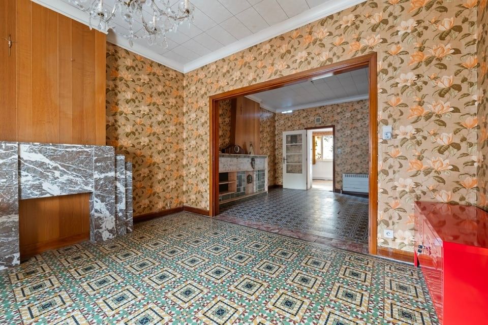 TE RENOVEREN GEZINSWONING MET VEEL POTENTIEEL IN HET LANDELIJKE MONTENAKEN foto 14
