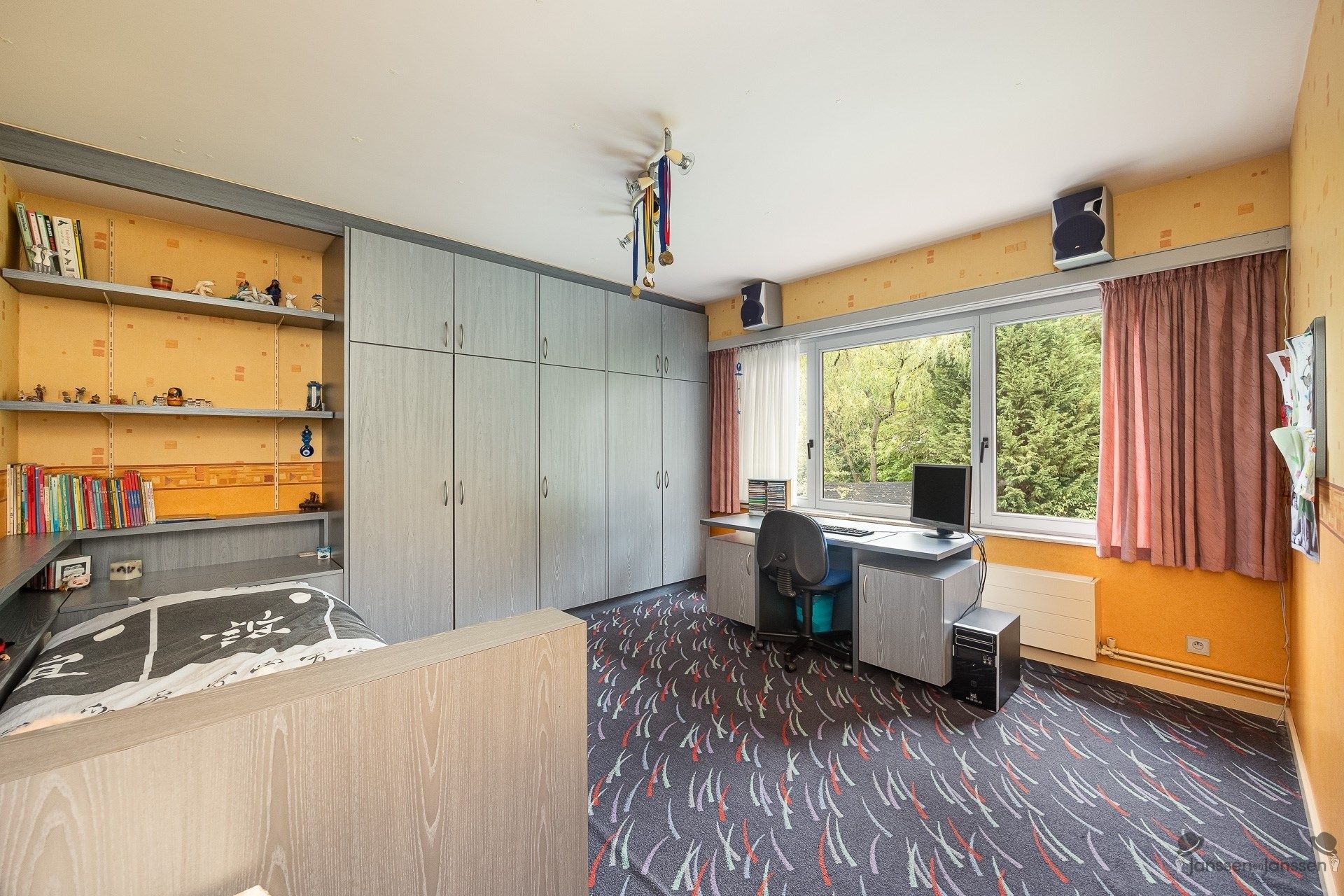 Charmant huis in rustige gewilde wijk foto 12