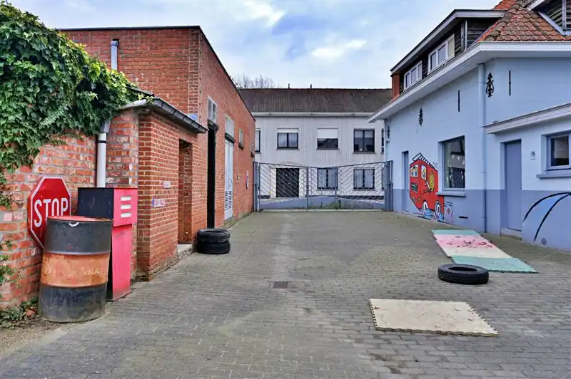 Parkresidentie bestaande uit 30 assistentieflats, 17 garageboxen en extra gebouwen aan de Kerkstraat 50 foto 11