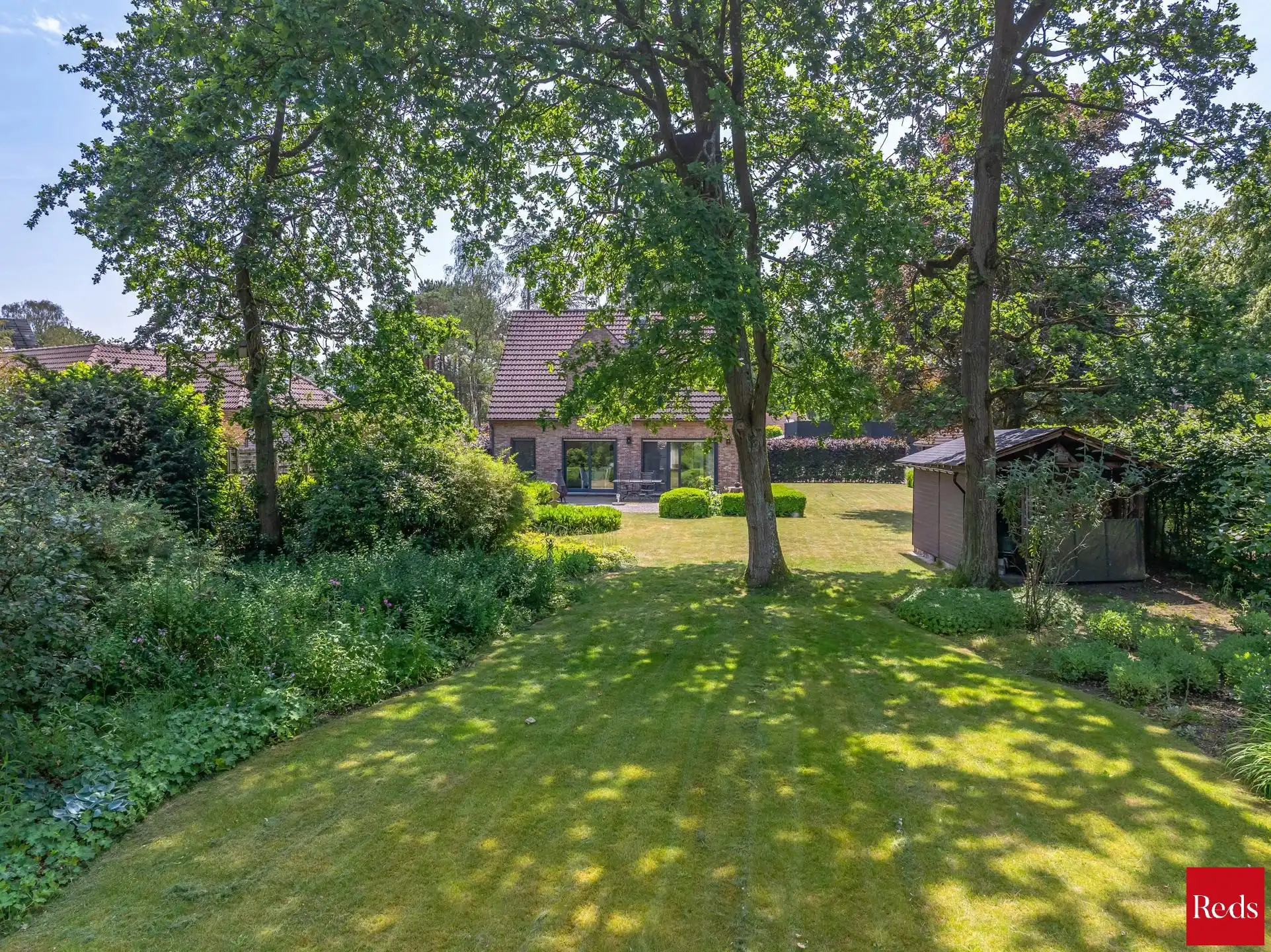 Charmante woning met uitzicht op blijvend groen foto 31
