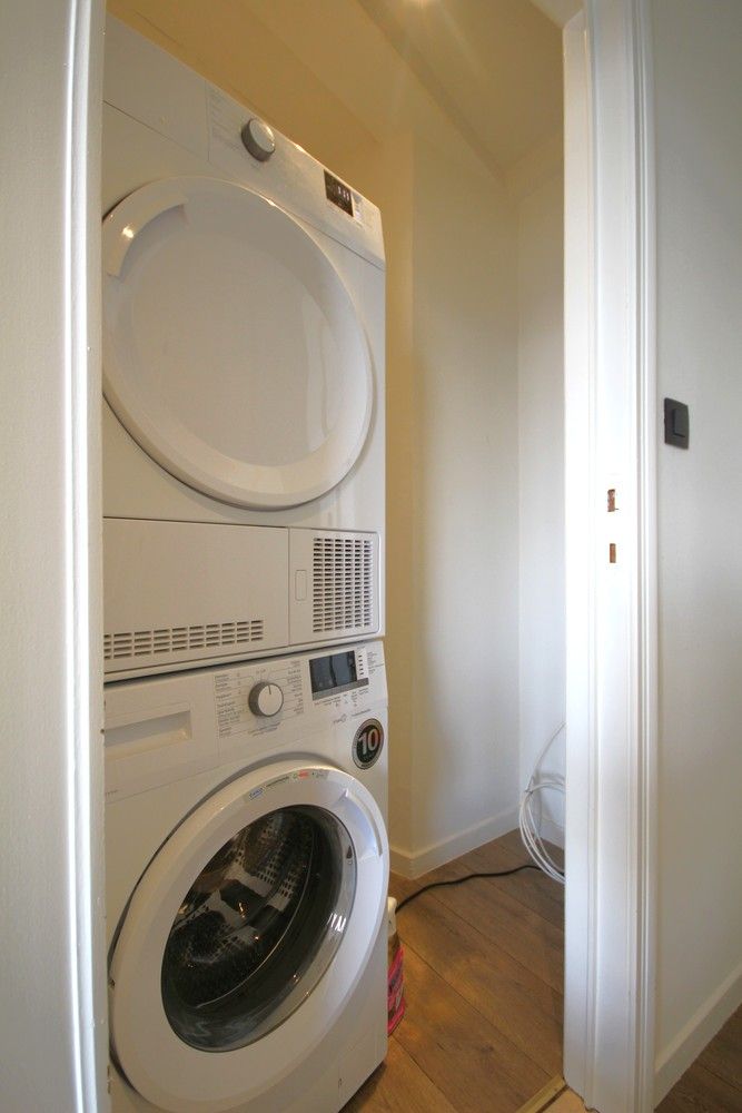 Vernieuwd appartement met 2 slaapkamers, garage en kelder in het centrum foto 17