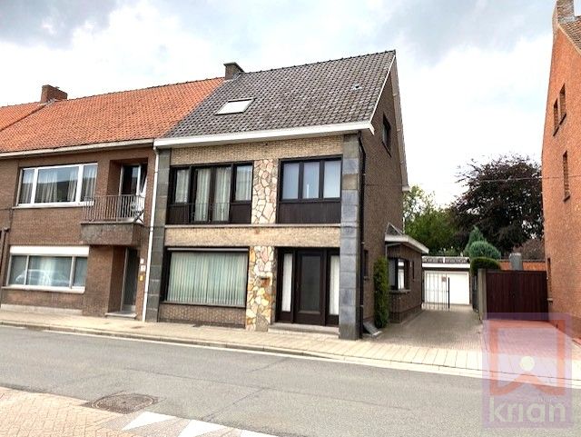 INVESTERINGSPAND CENTRUM GEEL : 7 VERHUURDE studentenkamers topligging nabij campus Thomas More met tuin en garage. foto 3