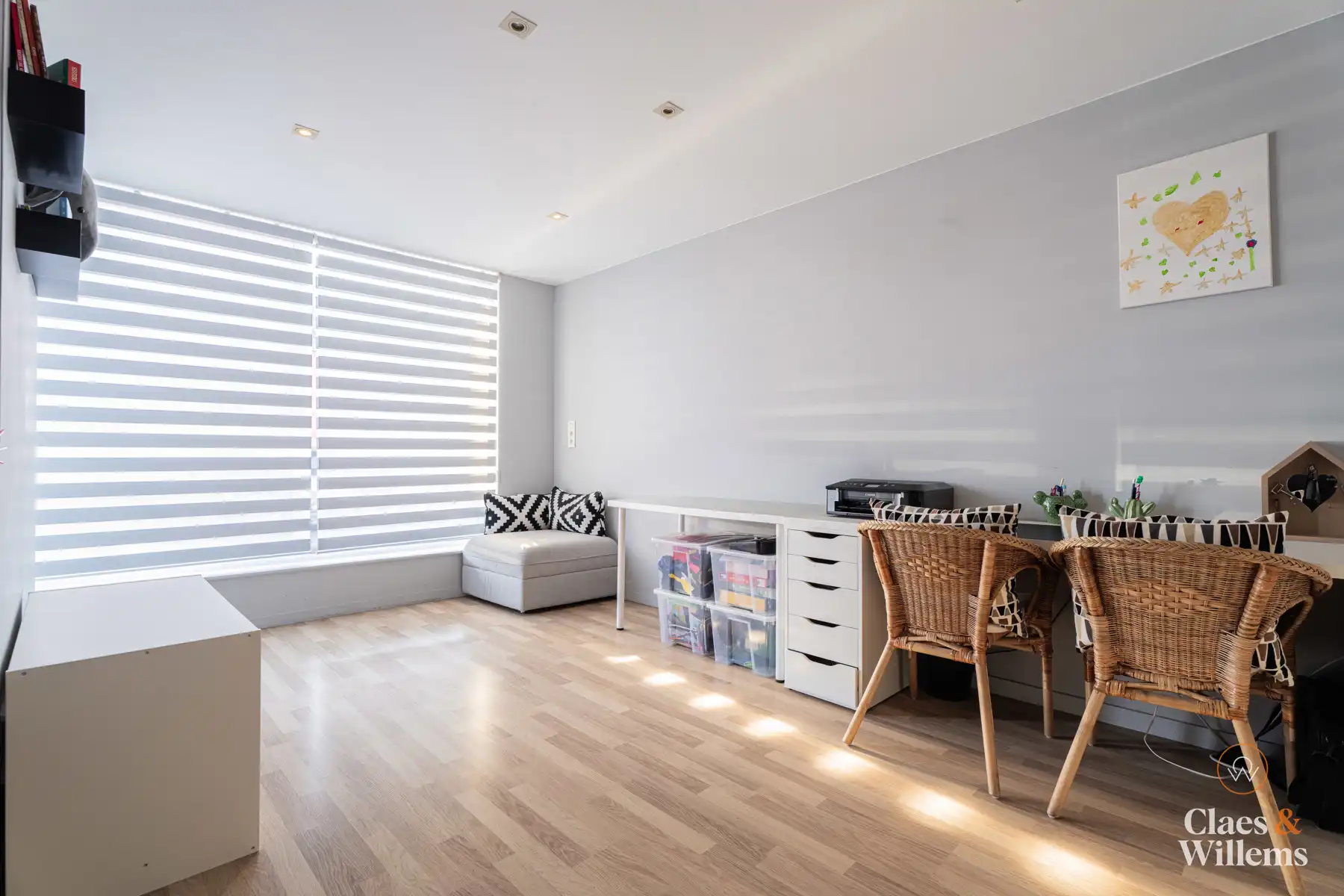 Instapklare, gerenoveerde woning met 4 kamers te Buizingen. foto 7