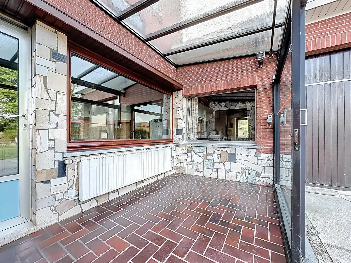 Charmante open bebouwing met grote tuin, hangaar en veel potentieel in Linter foto 8