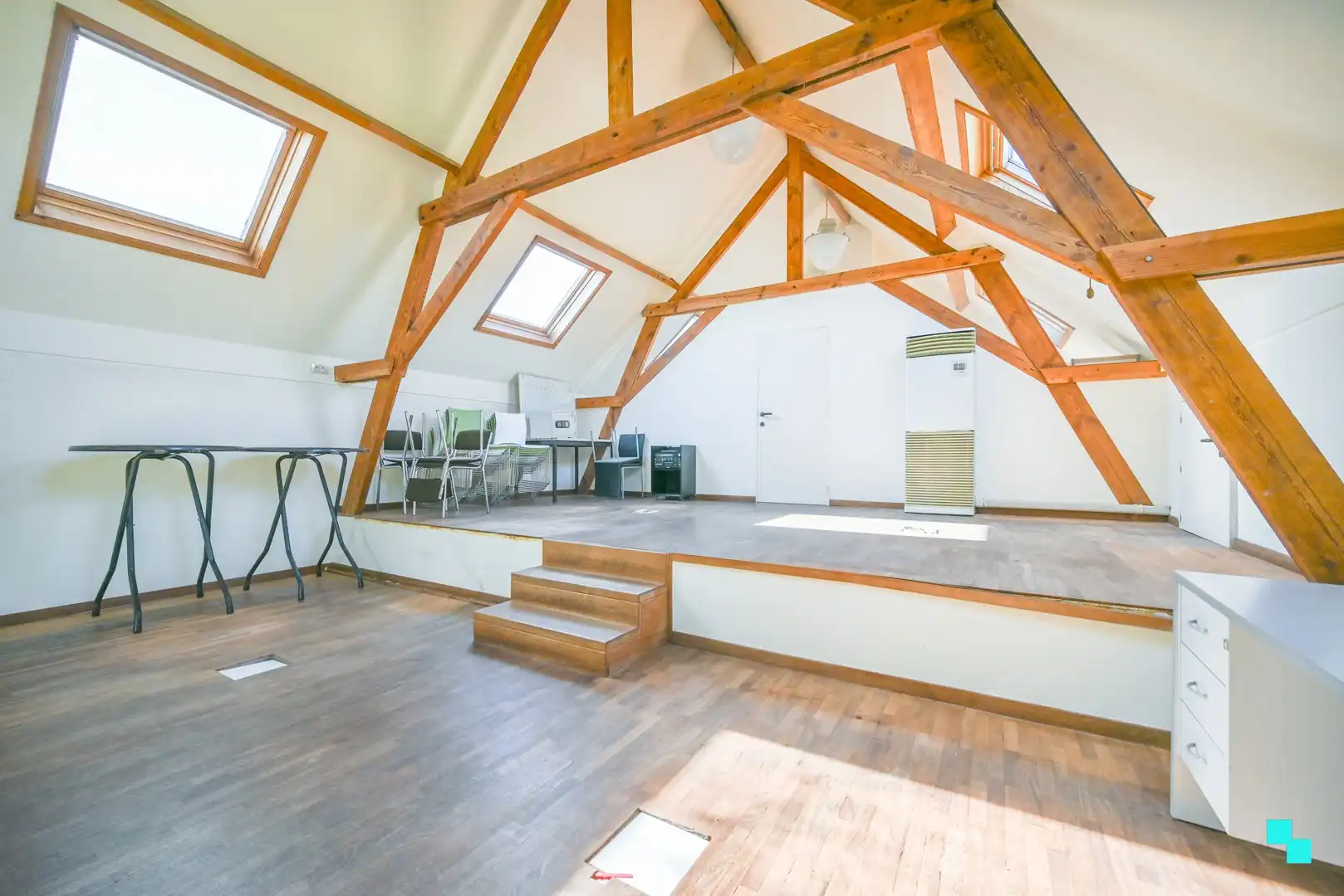 Rustig gelegen kantoorruimte aan de Leie! foto 11