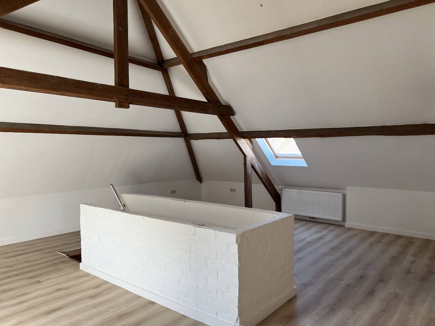 Goed gelegen rijwoning met tuintje foto 25