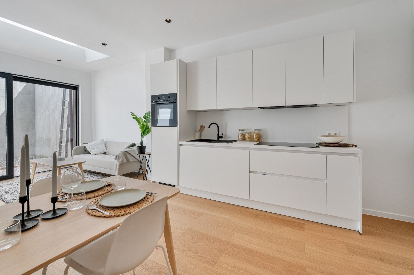 Instapklare woning – volledig gerenoveerd in 2025 foto 4