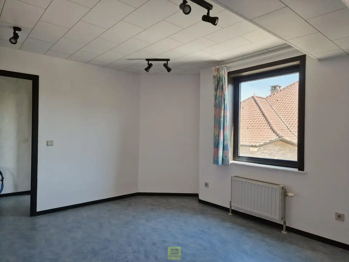 Instapklare open bebouwing met tal van extra’s en verrassend lage energiekosten foto 18