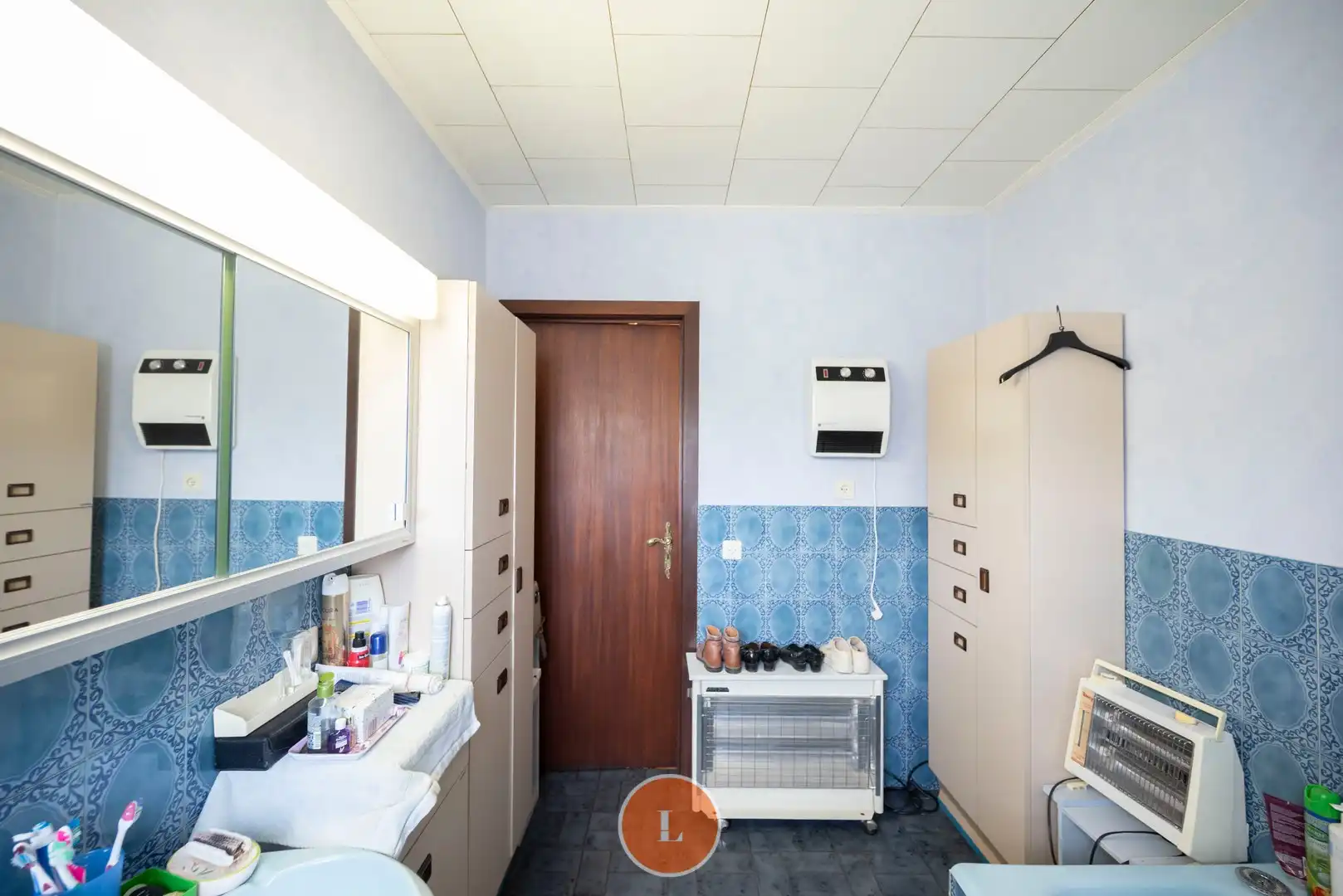 Te moderniseren bungalow met garage in rustige omgeving foto 11