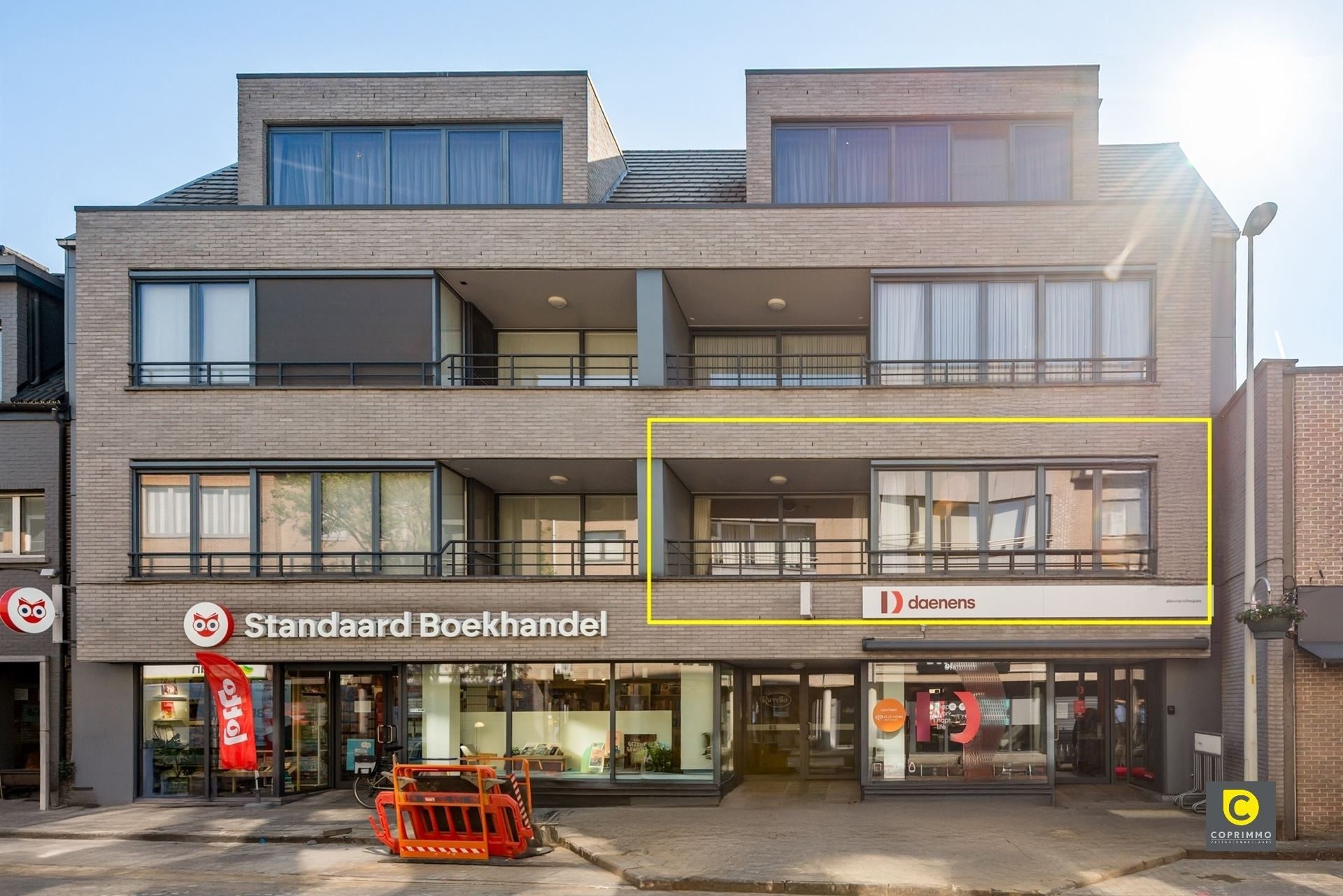 Appartement: 3 slk, 2 T en 2 P foto {{pictureIndex}}