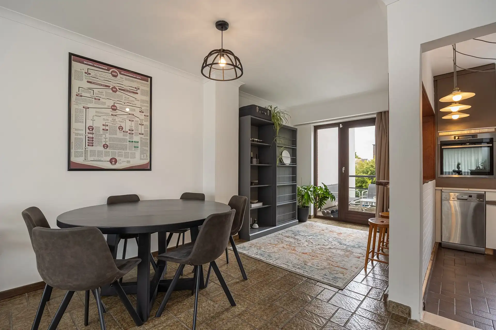 Ruime bel-etagewoning met 3 à 4 slaapkamers, garage en tuin foto 6