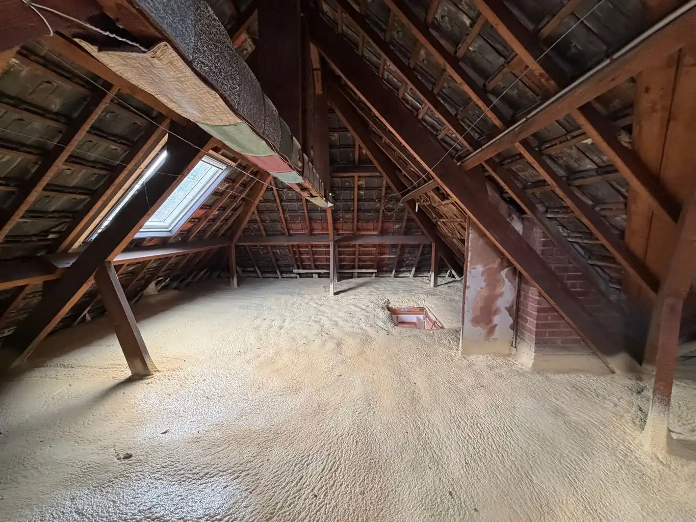 Prachtig gerenoveerde woning met 3 slaapkamers, omheinde tuin en garage, op een rustige doch centrale locatie te Elen foto 25