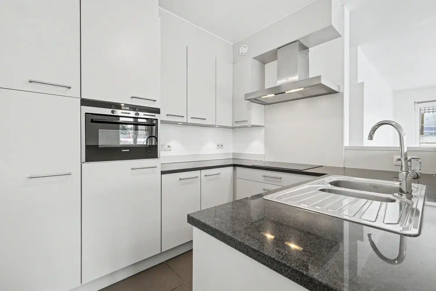 Hoekappartement op vlot bereikbare locatie foto 8