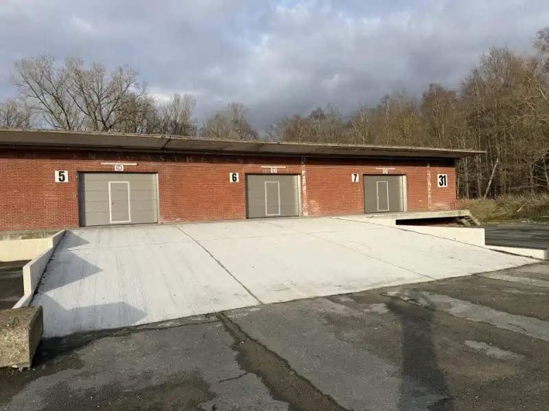 Magazijn van 384m² foto 3