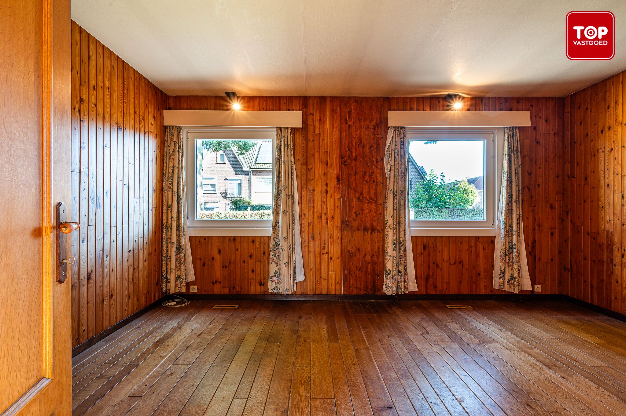 Modernistische bungalow uit de jaren '70 met prachtig zicht, veel potentieel en ideale ligging foto 23